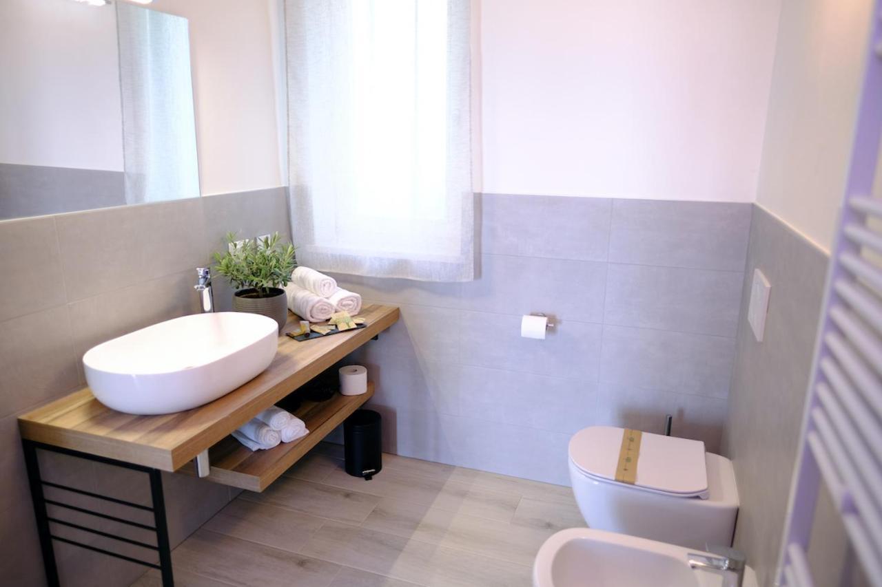 Villa Nina - Apartments & Relax カプリーノ・ヴェロネーゼ エクステリア 写真